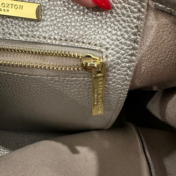 Katie Loxton Chloe bucket draw cord hobo shoulder bag with adjustable strap - Picture 9 of 12